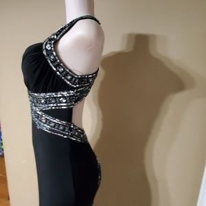 Gorgeous black dress by Adrianna Papell